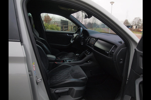 Škoda Kodiaq 1.5 TSI Sportline Business 7p. |  DSG | 7 Persoons | Trekhaak | Camera | Sfeerverlichting |