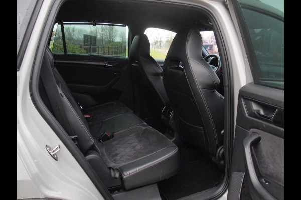 Škoda Kodiaq 1.5 TSI Sportline Business 7p. |  DSG | 7 Persoons | Trekhaak | Camera | Sfeerverlichting |