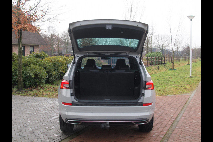 Škoda Kodiaq 1.5 TSI Sportline Business 7p. |  DSG | 7 Persoons | Trekhaak | Camera | Sfeerverlichting |