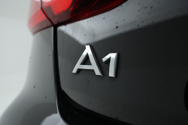 Audi A1 citycarver 25 TFSI Advanced Edition Cruise Control, Airco, Apple Carplay