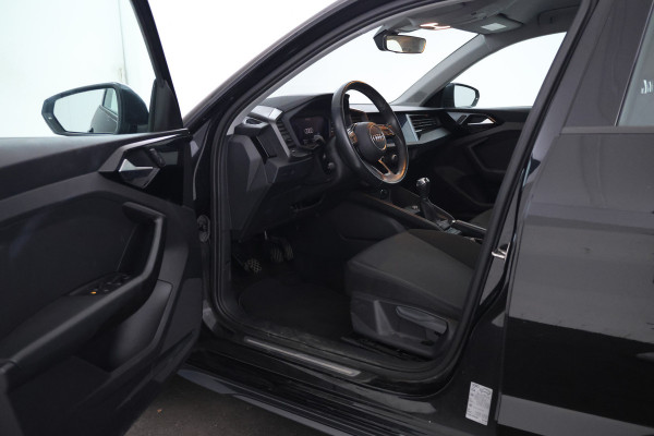 Audi A1 citycarver 25 TFSI Advanced Edition Cruise Control, Airco, Apple Carplay