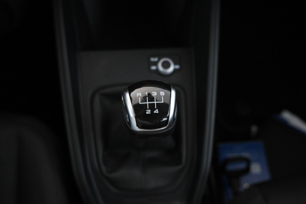 Audi A1 citycarver 25 TFSI Advanced Edition Cruise Control, Airco, Apple Carplay