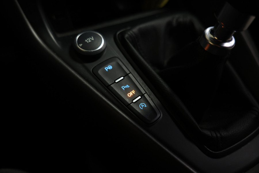 Ford FOCUS Wagon 1.5 ST-Line NAP TRKHK NAVI CAMERA CLIMA PDC PARKAst '18