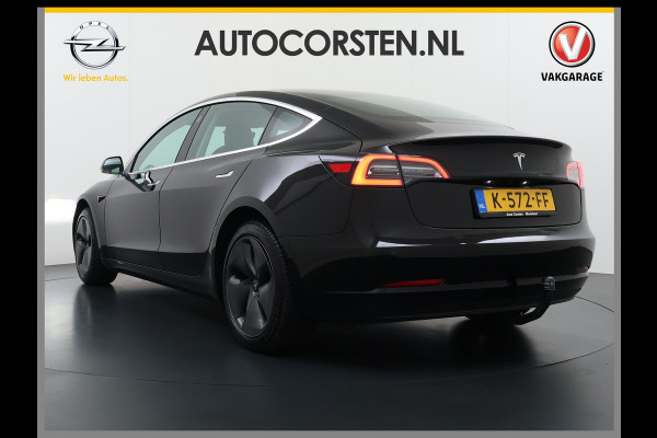Tesla Model 3 RWD SR plus 325PK LFP Accu Trekhaak AutoPilot Leder Panoramadak Adaptive-Cruise Camera's Elektr.-Stuur+Stoelen+Spiegels+Geheugen Navi LED DAB Voorverwarmen Keyless One-Pedal-Drive Lmv 18" SOH 89% 1.000KG Trekgewicht 1e Eigenaar Origineel Nederlandse Auto Fabrieks Garantie op Accu en Motor tot 14-12-2028/160.000km