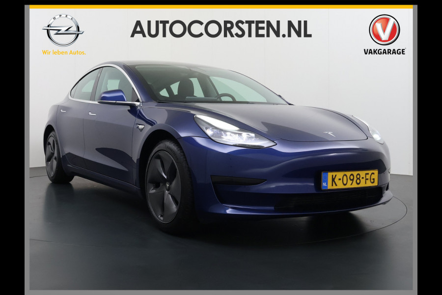 Tesla Model 3 RWD SR plus 325PK LFP Accu Trekhaak Lmv 18" AutoPilot Leder Panoramadak Adaptive-Cruise Camera's Elektr.-Stuur+Stoelen+Spiegels+ Navi LED DAB Voorverwarmen Keyless One-Pedal-Drive SOH 88% 1e Eigenaar Origineel Nederlandse Auto Fabrieksgarantie op Accu en Motor tot 15-12-2028/160.000km