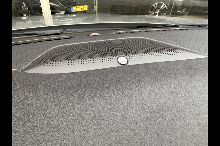 Ford Kuga 2.5 PHEV Titanium | Winter Pack | Technology Pack | Leder-Stof | HUD | Adaptive CC | Navi | 360-Camera |