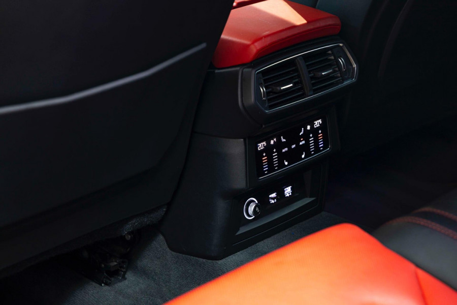 Lamborghini Urus ManSORY |TWOTONE|PANO|B&O|LIMITED