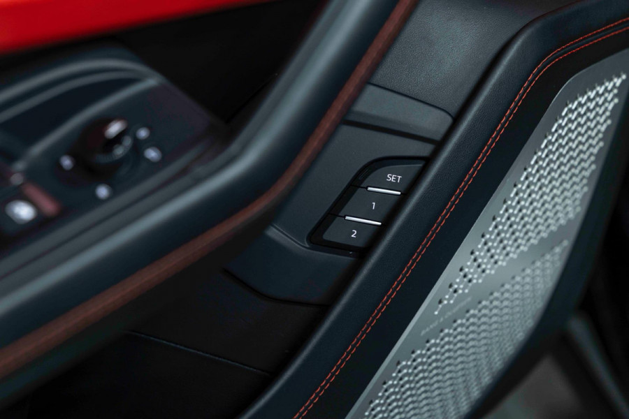 Lamborghini Urus ManSORY |TWOTONE|PANO|B&O|LIMITED