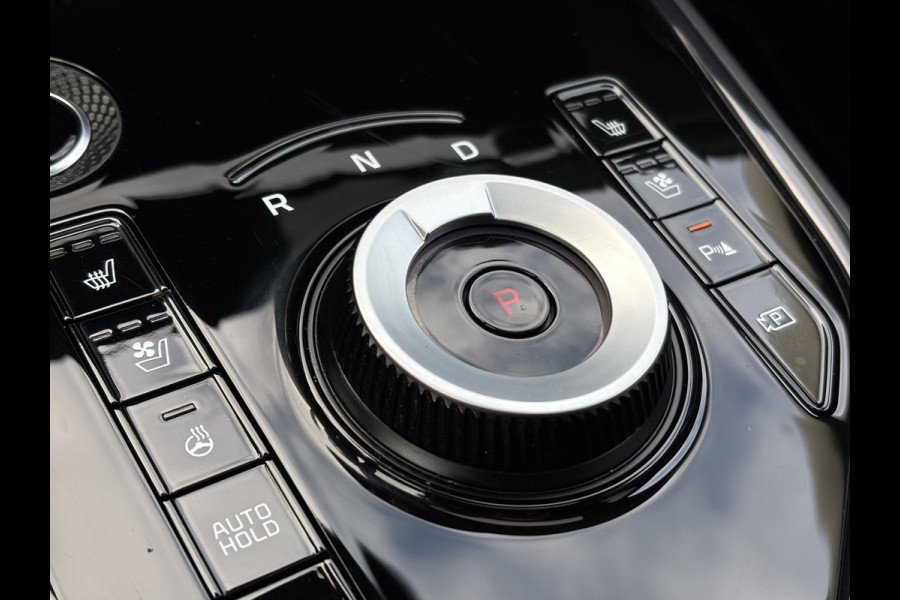 Kia Niro 1.6 GDi Hybrid ExecutiveLine Automaat | Elektrische Geheugenstoelen | Leder | Camera | Cruise | Sensoren | Stoelverwaming & Verkoeling | Apple Carplay & Android Auto |