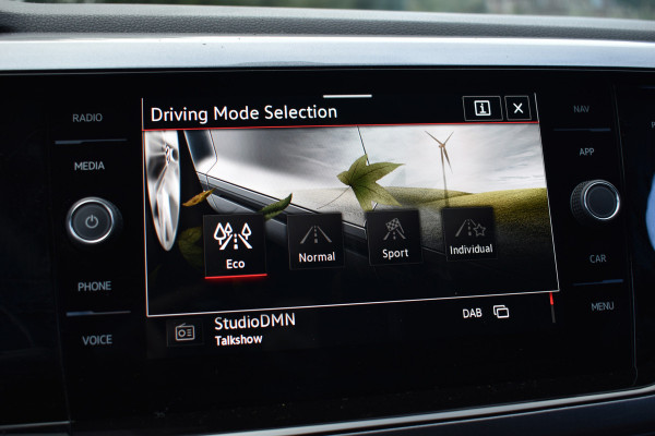 Volkswagen Polo GTI 2.0 TSI 210PK DSG VIRTUAL/LED/CARPLAY FABRIEKS GARANTIE