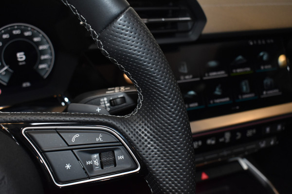 Audi A3 Sportback 45 TFSI e S-edition Competition PANODAK B&O MATRIX VIRTUAL COCKPIT VOL!