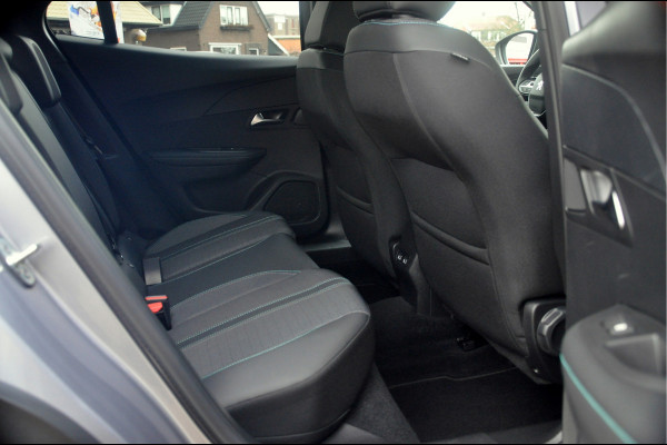 Peugeot 2008 1.2 PureTech 130 PK Allure Pack Automaat | Zeer nette staat! | Camera | DAB+