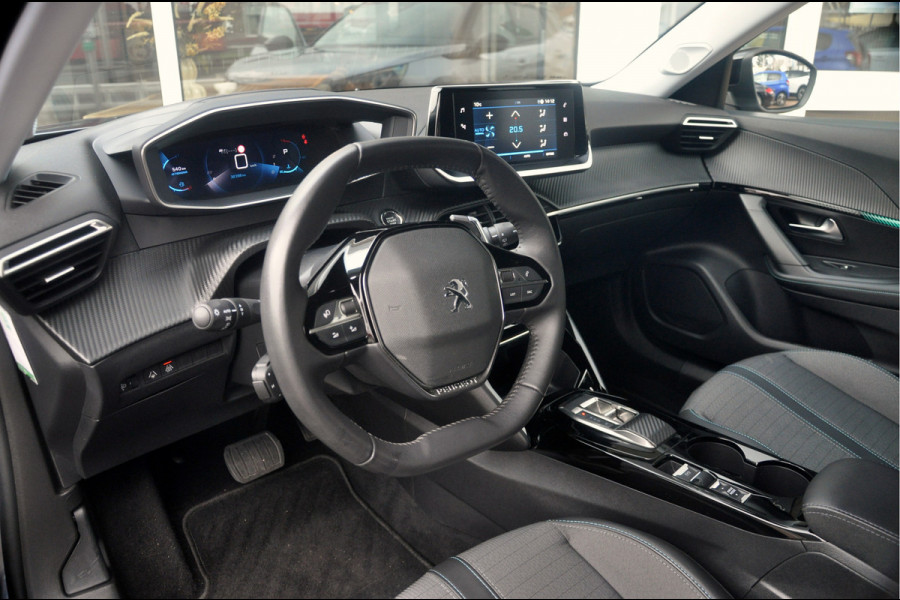 Peugeot 2008 1.2 PureTech 130 PK Allure Pack Automaat | Zeer nette staat! | Camera | DAB+