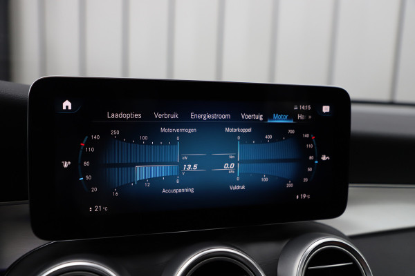 Mercedes-Benz GLC Coupé 300e AMG 4-Matic | 320PK | Schuifdak | Burmester | Keyless-go | Sfeerverlichting | Multibeam | Stoelverw. | NL-Auto | 2021