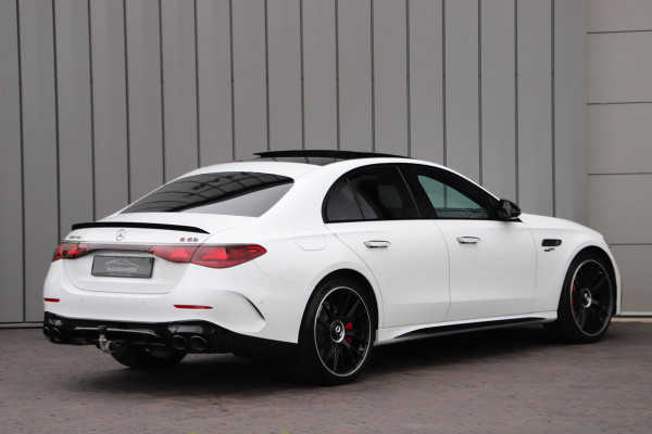 Mercedes-Benz E-Klasse AMG 53 4MATIC+ | 612PK | Achterasbesturing | Hyperscreen | Head-up | Schaalstoelen | Burmester 4D | Sfeerverlichting | 2024.