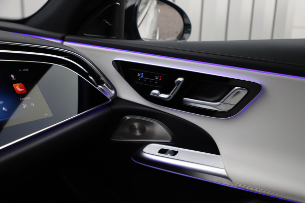 Mercedes-Benz E-Klasse AMG 53 4MATIC+ | 612PK | Achterasbesturing | Hyperscreen | Head-up | Schaalstoelen | Burmester 4D | Sfeerverlichting | 2024.