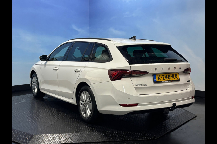 Škoda Octavia Combi 1.0 e-TSI Business Edition Plus Automaat | Navi | Clima | Cruise | PDC| Trekhaak