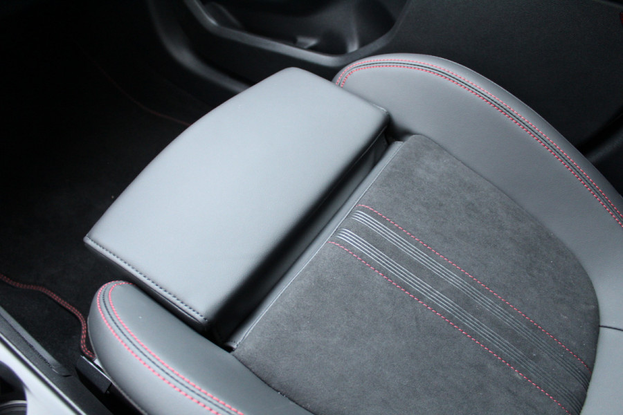 Ford Kuga 2.5 PHEV ST-Line X Nieuw 2026 | AGR | Adaptieve Cruise | Navigatie | Led | Winterpack