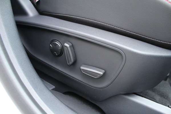 Ford Kuga 2.5 PHEV ST-Line X Nieuw 2026 | AGR | Adaptieve Cruise | Navigatie | Led | Winterpack