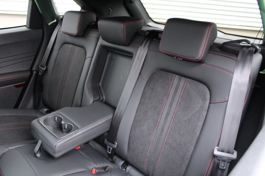 Ford Kuga 2.5 PHEV ST-Line X Nieuw 2026 | AGR | Adaptieve Cruise | Navigatie | Led | Winterpack