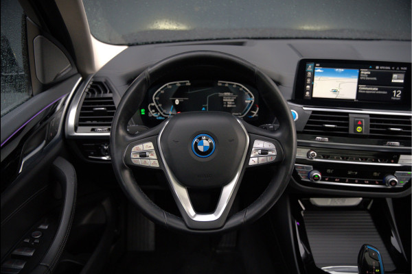 BMW iX3 High Executive 80 kWh | Panoramadak | Keyless | Stoelverwarming | Harman Kardon | Memory Seat | Head-Up Display | 360 Camera | Adaptief Onderstel | Trekhaak | Adaptive LED | Elektrische Stoelen | Apple Carplay |