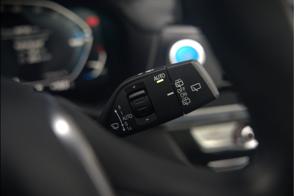 BMW iX3 High Executive 80 kWh | Panoramadak | Keyless | Stoelverwarming | Harman Kardon | Memory Seat | Head-Up Display | 360 Camera | Adaptief Onderstel | Trekhaak | Adaptive LED | Elektrische Stoelen | Apple Carplay |