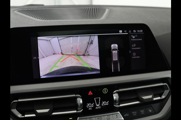 BMW 3-serie 320e Business Edition Plus | Panoramadak | Adaptive cruise | Leder | Sportstoelen | Stoelverwarming | Live Cockpit | Camera | Safety Pack | LaserLight | Carplay | Keyless | PHEV | Plug In
