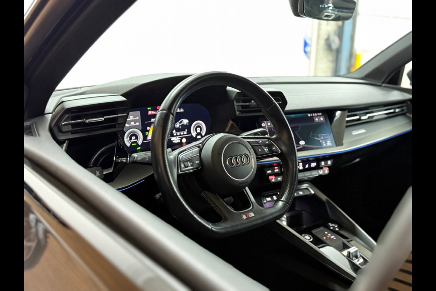 Audi A3 Sportback 40 TFSIe S-line Competition | Black Pack | Full Option | PANO | Matrixx | Ambient | Business-pakket+ | AudiSound