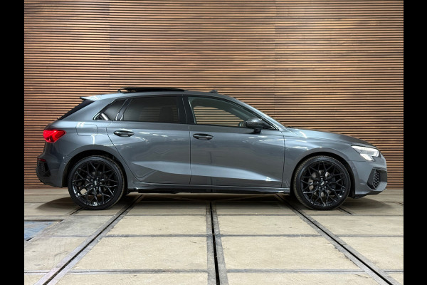 Audi A3 Sportback 40 TFSIe S-line Competition | Black Pack | Full Option | PANO | Matrixx | Ambient | Business-pakket+ | AudiSound