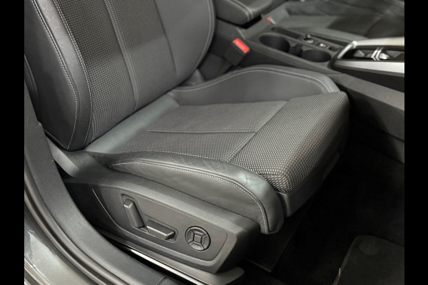 Audi A3 Sportback 40 TFSIe S-line Competition | Black Pack | Full Option | PANO | Matrixx | Ambient | Business-pakket+ | AudiSound