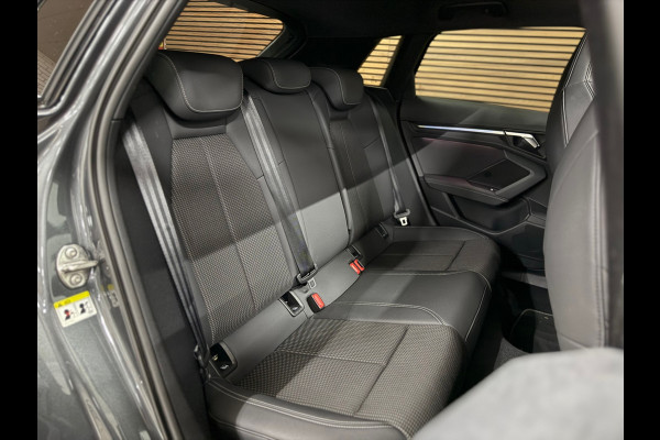 Audi A3 Sportback 40 TFSIe S-line Competition | Black Pack | Full Option | PANO | Matrixx | Ambient | Business-pakket+ | AudiSound