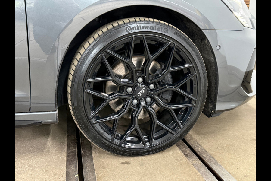 Audi A3 Sportback 40 TFSIe S-line Competition | Black Pack | Full Option | PANO | Matrixx | Ambient | Business-pakket+ | AudiSound