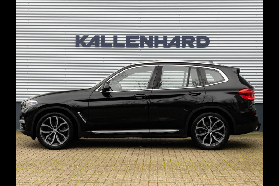 BMW X3 sDrive20i xLine - Pano - Trekhaak - Head-Up - Camera - Hifi