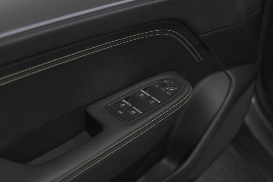 Renault Arkana Mild Hybrid 140 EDC Techno | 360 Camera | Dodehoekdetectie | Adaptieve Cruise Control