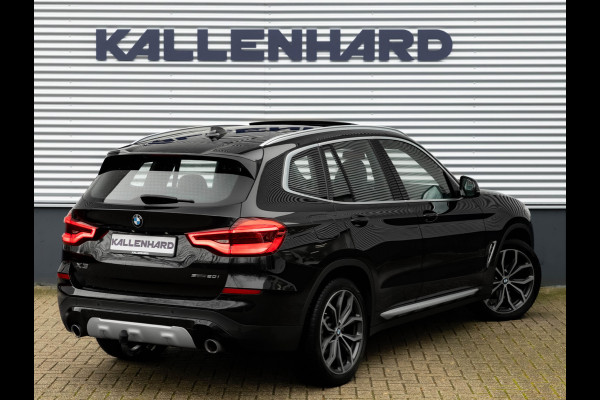 BMW X3 sDrive20i xLine - Pano - Trekhaak - Head-Up - Camera - Hifi