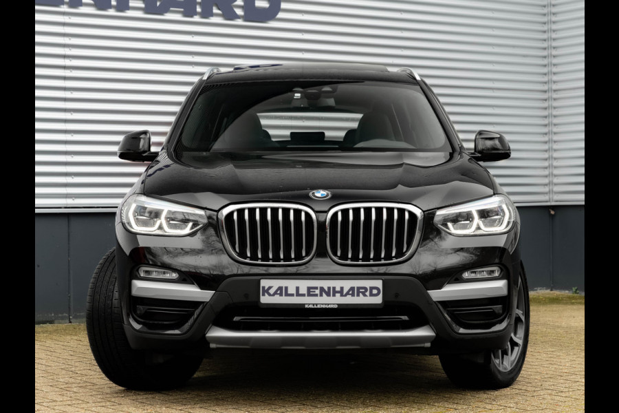 BMW X3 sDrive20i xLine - Pano - Trekhaak - Head-Up - Camera - Hifi