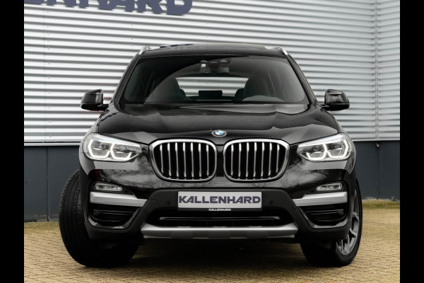 BMW X3 sDrive20i xLine - Pano - Trekhaak - Head-Up - Camera - Hifi
