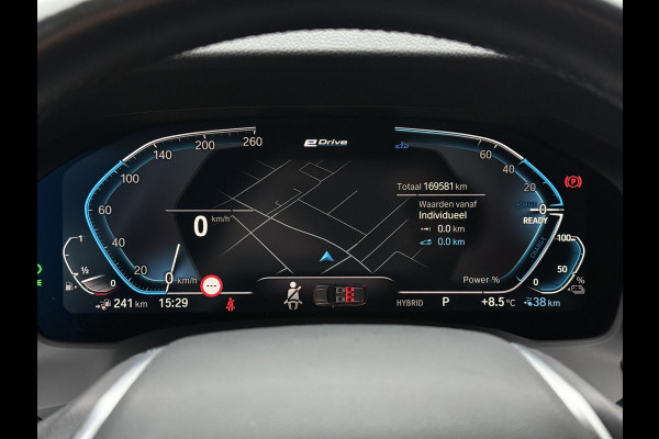 BMW 3 Serie Touring 320e Aut. Executive Ed. Plus | SoH 96% | Navi | Camera | Leder | Dravit Grau |