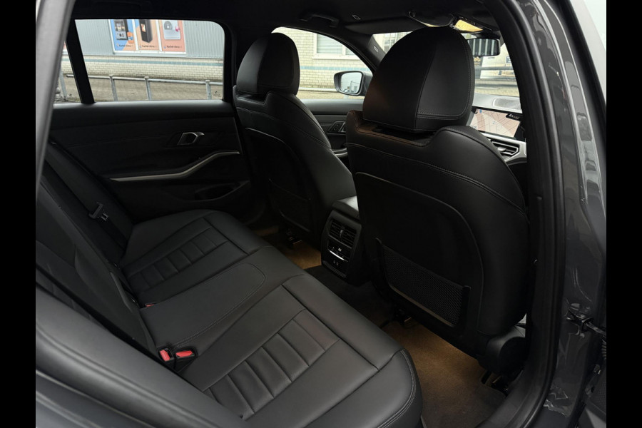 BMW 3 Serie Touring 320e Aut. Executive Ed. Plus | SoH 96% | Navi | Camera | Leder | Dravit Grau |