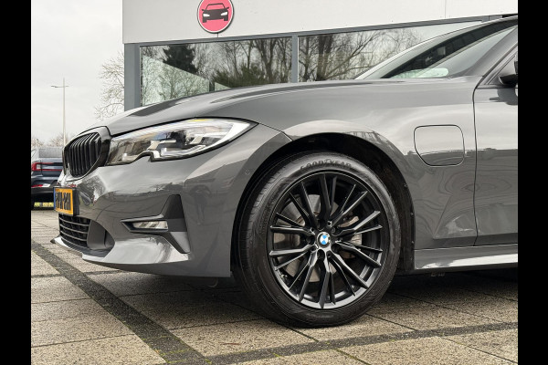 BMW 3 Serie Touring 320e Aut. Executive Ed. Plus | SoH 96% | Navi | Camera | Leder | Dravit Grau |
