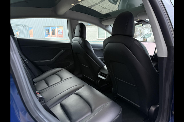 Tesla Model 3 Aut. Long Range Dual Motor AWD | SoH 86% | Trekhaak | Autopilot | Panorama | Leder | 19 Inch |