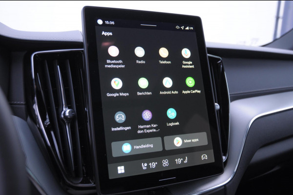 Volvo XC60 T6 350PK Automaat AWD Ultra Black Edition Facelift/ Head-up display/ Harman Kardon audio/ BLIS/ Elektrischbedienbare stoelen met geheugen / Panoramadak/ Adaptive cruise control/ Pilot assist/ Apple Carplay/ Android auto/
