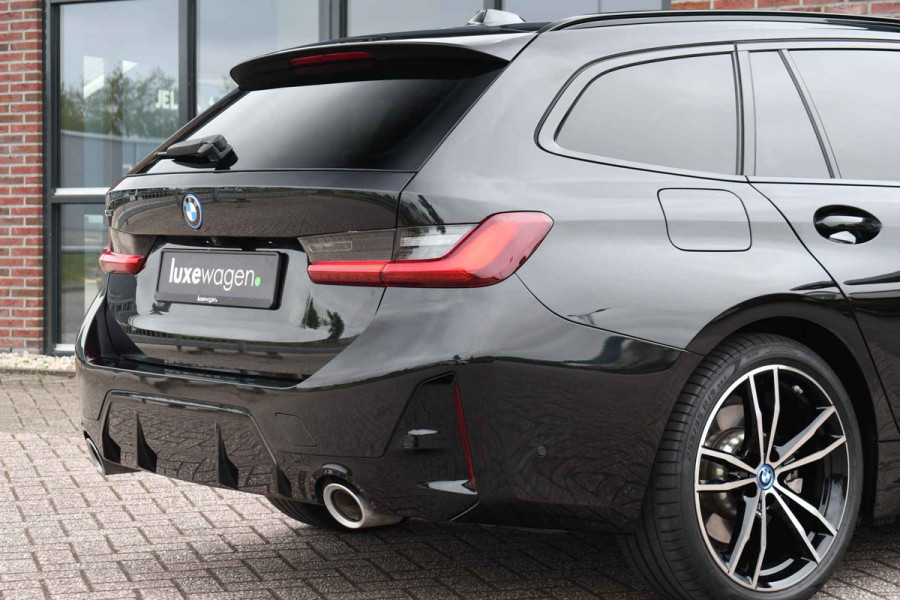 BMW 3 Serie Touring 330e xDrive M-Sport LCI-2 ACC el-zetels-leder HUD 19inch