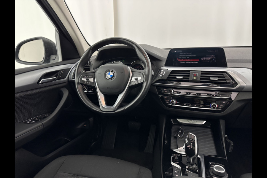 BMW X3 xDrive30e (INCL.BTW) *PANO | FULL-LED | NAVI-FULLMAP | COMFORT-SEATS | PRIVACY-GLASS | ECC | PDC | CRUISE | 18''ALU | TOWBAR*
