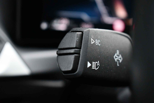 BMW 3 Serie Touring 330e xDrive M-Sport LCI-2 ACC el-zetels-leder HUD 19inch