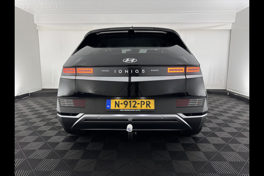 Hyundai IONIQ 5 Connect+ 73kWh (3-Fase-11kW) {SOH-98%} INCL-BTW) Aut *HEATPUMP | LEATHER-FABRIC | BOSE-AUDIO | FULL-LED | DIGI-COCKPIT | AMBIENTLIGHT | DAB | SHIFTPADDLES | HEAD-UP | NAVI-FULLMAP | KEYLESS | CAMERA | HEATED-COMFORTSEATS | TOWBAR*