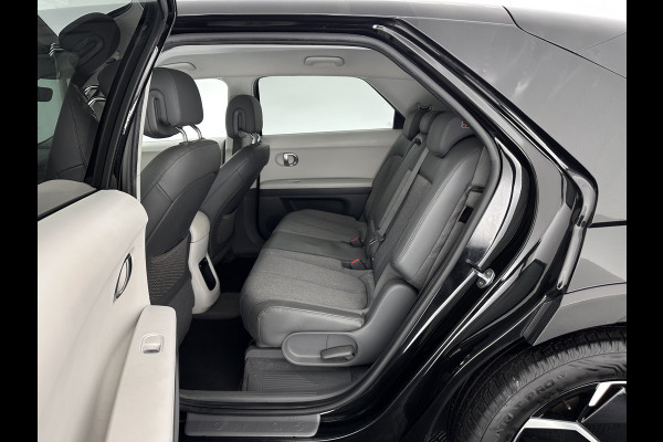 Hyundai IONIQ 5 Connect+ 73kWh (3-Fase-11kW) {SOH-98%} INCL-BTW) Aut *HEATPUMP | LEATHER-FABRIC | BOSE-AUDIO | FULL-LED | DIGI-COCKPIT | AMBIENTLIGHT | DAB | SHIFTPADDLES | HEAD-UP | NAVI-FULLMAP | KEYLESS | CAMERA | HEATED-COMFORTSEATS | TOWBAR*