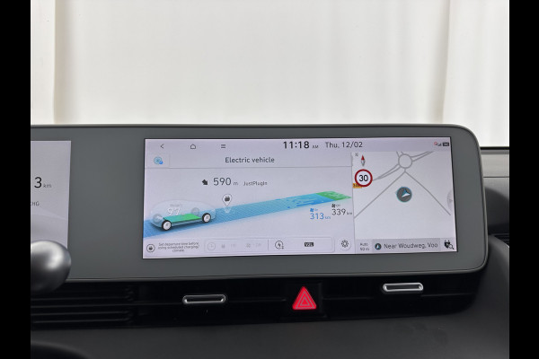 Hyundai IONIQ 5 Connect+ 73kWh (3-Fase-11kW) {SOH-98%} INCL-BTW) Aut *HEATPUMP | LEATHER-FABRIC | BOSE-AUDIO | FULL-LED | DIGI-COCKPIT | AMBIENTLIGHT | DAB | SHIFTPADDLES | HEAD-UP | NAVI-FULLMAP | KEYLESS | CAMERA | HEATED-COMFORTSEATS | TOWBAR*