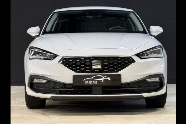 Seat Leon 1.5 eTSI Style Business Intense | Camera | Apple Carplay | Keyless