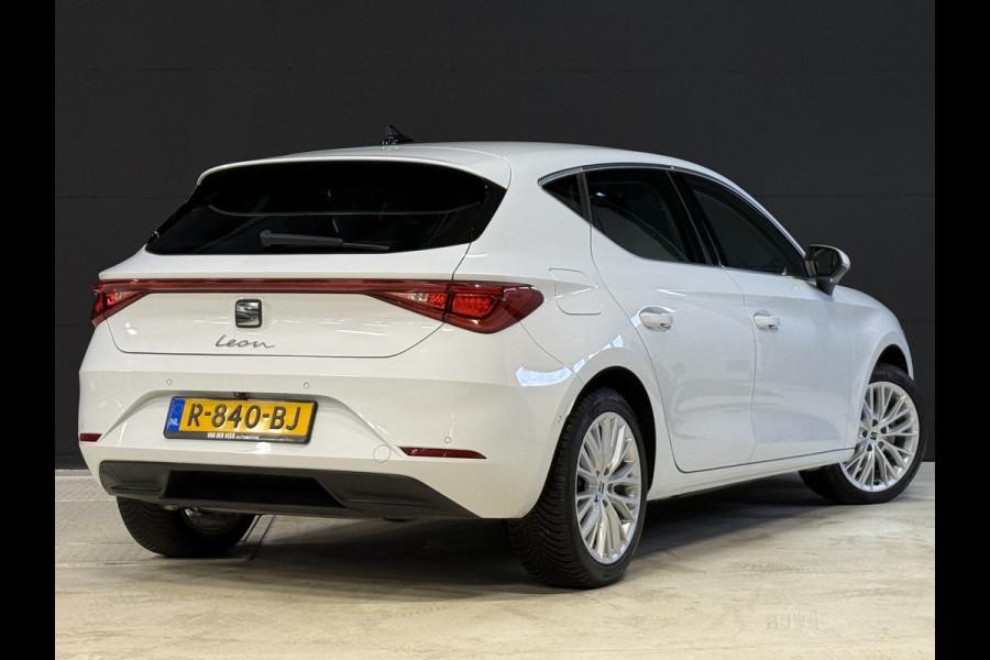 Seat Leon 1.5 eTSI Style Business Intense | Camera | Apple Carplay | Keyless